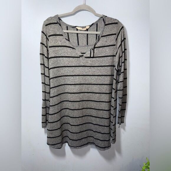 Soft Surroundings Soft Cozy Gray and Black Stripe Tunic Top Women's Size XL EUC - Picture 1 of 8